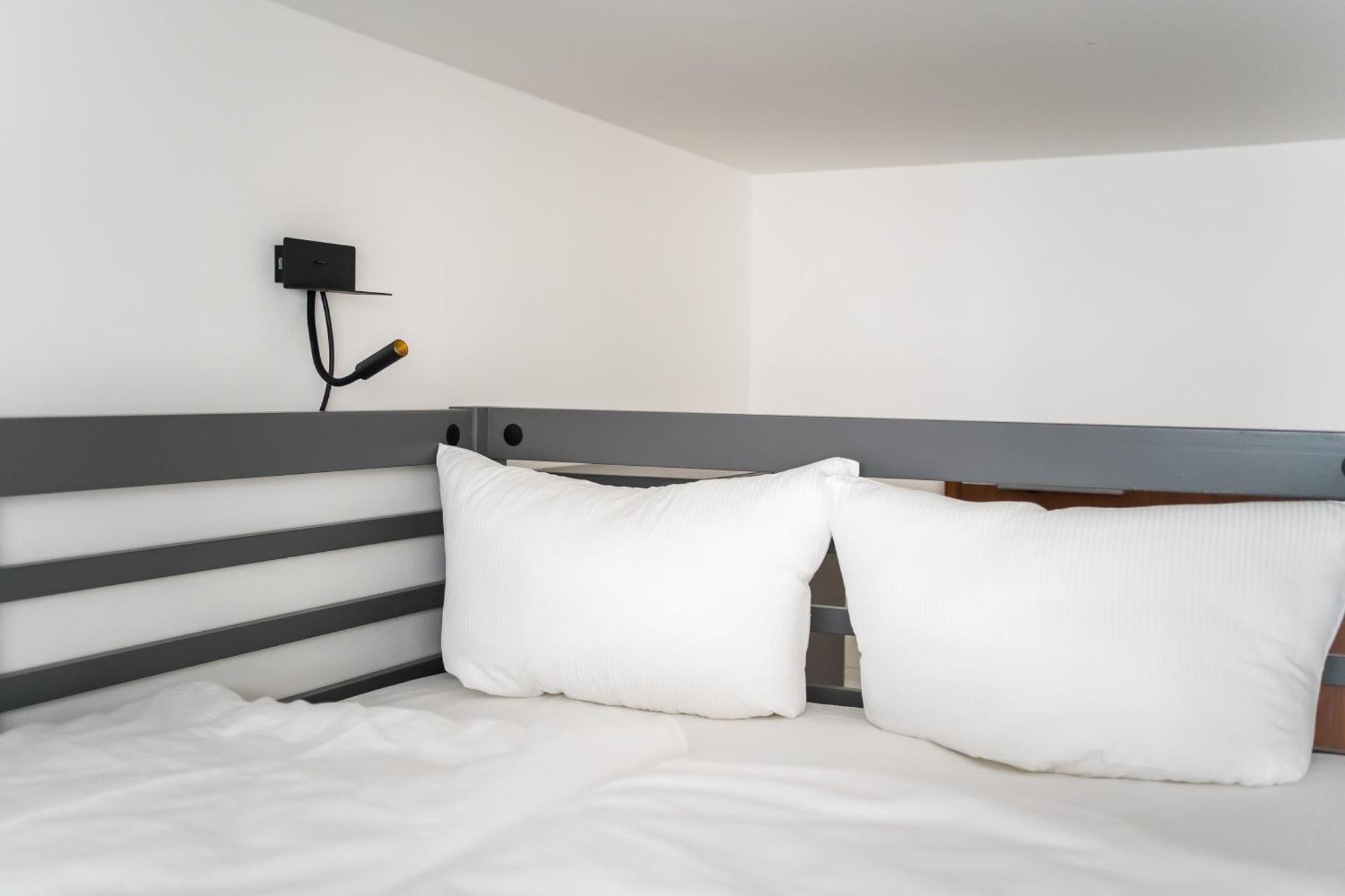 Homaris Boxi Studios Berlijn Kamer foto